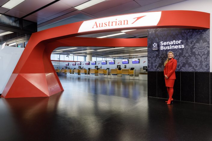 Austrian Senator Business Priority CheckIn der Austrian Airlines am Flughafen in Wien. Bild von MANFRED SODIA photography.